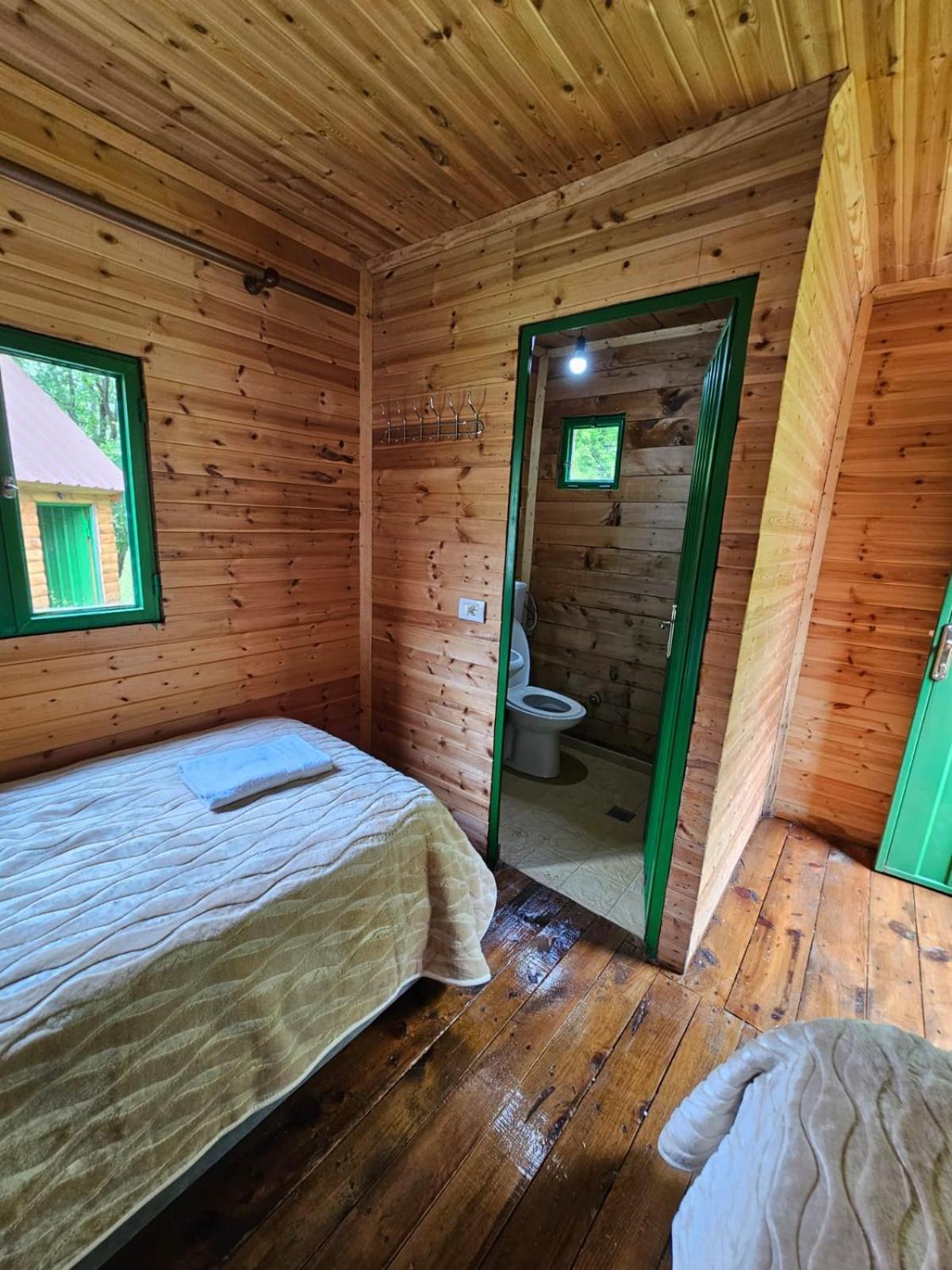 Bujtina Zemra Tradites Theth Chambre photo